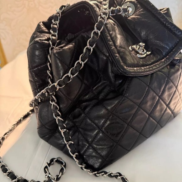CHANEL Matelasse Backpack Bag Leather Logo Black - Picture 8 of 12